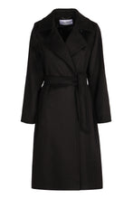 Load image into Gallery viewer, Manuela camelwool coat

