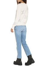 Load image into Gallery viewer, Mia crew-neck cashmere sweater
