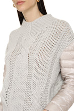 Load image into Gallery viewer, Crew-neck wool sweater
