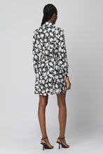 Load image into Gallery viewer, Printed shirtdress
