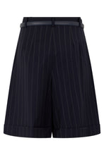 Load image into Gallery viewer, Striped wool bermuda
