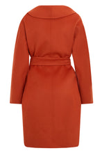 Load image into Gallery viewer, Coat in wool, cashmere and silk
