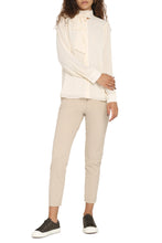 Load image into Gallery viewer, Pussy-bow collar shirt
