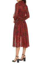 Load image into Gallery viewer, Printed shirtdress
