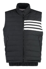 Load image into Gallery viewer, Full zip field vest
