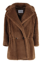 Load image into Gallery viewer, Nebula vegan fur jacket
