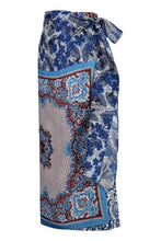 Load image into Gallery viewer, Nuevo printed silk skirt
