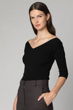 Load image into Gallery viewer, Oceano viscose V-neck pullover
