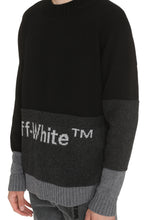 Load image into Gallery viewer, Crew-neck wool sweater
