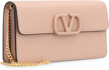 Load image into Gallery viewer, Leather wallet on chain
