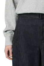 Load image into Gallery viewer, High-rise straight leg jeans
