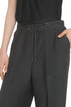 Load image into Gallery viewer, High-rise trousers
