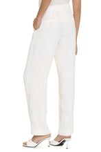 Load image into Gallery viewer, Linen blend trousers
