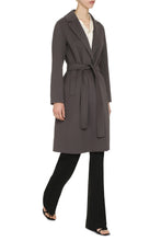Load image into Gallery viewer, Virgin wool coat
