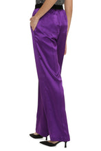 Load image into Gallery viewer, Satin trousers
