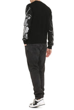 Load image into Gallery viewer, Crew-neck wool sweater
