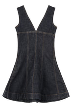 Load image into Gallery viewer, Denim dress
