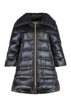 Load image into Gallery viewer, Cleofe down jacket in nylon
