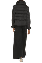 Load image into Gallery viewer, Short down jacket
