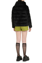 Load image into Gallery viewer, Faux fur jacket
