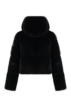 Load image into Gallery viewer, Puffer jacket in velvet with hood
