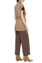 Load image into Gallery viewer, Suede vest
