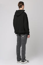 Load image into Gallery viewer, Straight leg jeans
