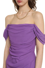 Load image into Gallery viewer, Dress with draping on the chest
