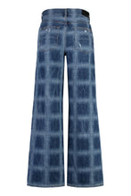 Load image into Gallery viewer, Wide-leg jeans
