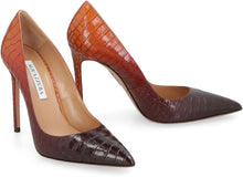 Load image into Gallery viewer, Purist leather pointy-toe pumps
