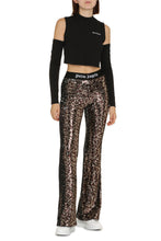 Load image into Gallery viewer, Long sleeve crop top
