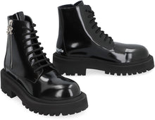 Load image into Gallery viewer, Leather lace-up boots
