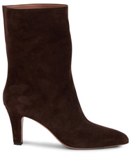Load image into Gallery viewer, Suede boots
