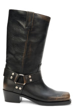 Load image into Gallery viewer, Boots with buckle

