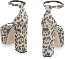 Load image into Gallery viewer, Tatiana suede sandals

