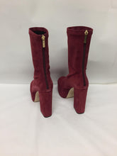 Load image into Gallery viewer, Velvet ankle boots
