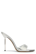 Load image into Gallery viewer, Mules Lidia in Patent Leather
