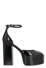 Load image into Gallery viewer, Dalilah patent leather platform sandals
