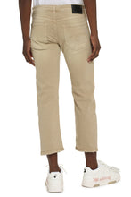 Load image into Gallery viewer, Boyfriend-fit straight-leg jeans
