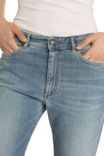 Load image into Gallery viewer, Radura boyfriend jeans
