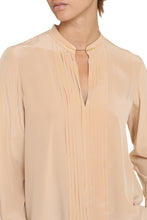 Load image into Gallery viewer, Rennes silk shirt
