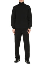 Load image into Gallery viewer, Turtleneck wool pullover

