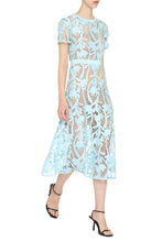 Load image into Gallery viewer, Lace midi dress
