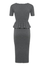 Load image into Gallery viewer, Knit midi dress
