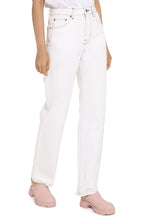 Load image into Gallery viewer, Betty straight leg jeans
