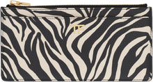 Load image into Gallery viewer, Printed leather card holder
