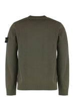 Load image into Gallery viewer, Wool crew neck sweater
