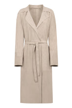 Load image into Gallery viewer, Suede coat
