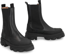 Load image into Gallery viewer, Leather Chelsea boots
