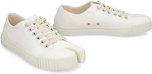 Load image into Gallery viewer, Tabi canvas low-top sneakers
